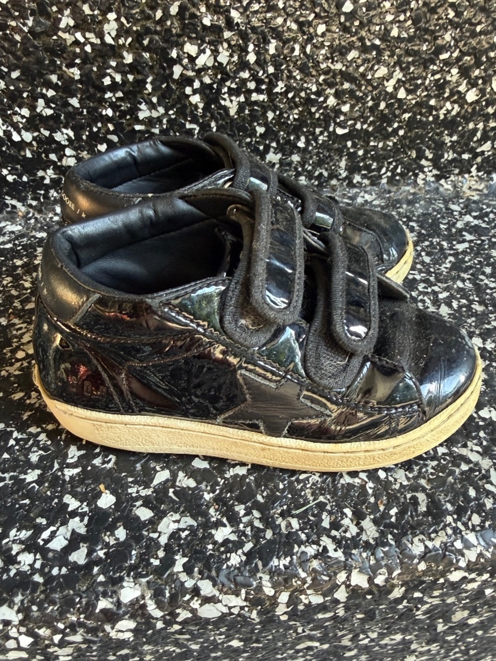 GUC Golden Goose Kids' June Basket MidTop Sneaker. Size 26 EU/10 Toddler US